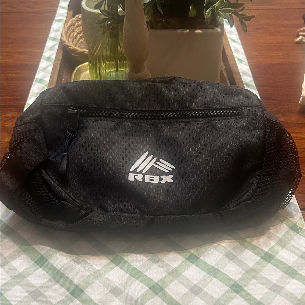 RBX Black Men’s Ultra light Toiletry travel bag